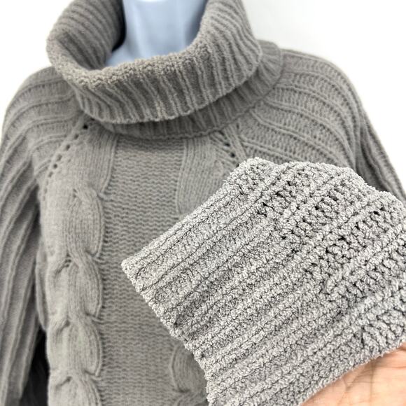 Harper Heritage Gray Plush Cropped Turtleneck Sweater Size S - Picture 2 of 8